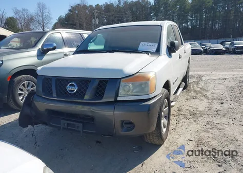 2008 Nissan Titan Xe z USA, uszkodzony, nr VIN 1N6BA07D28N327204